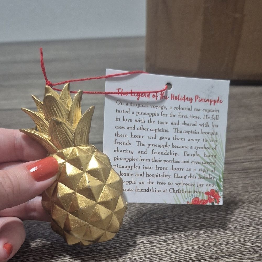 ♡♡♡Legend Of The Holiday Pineapple Ornament/ Gifts & Stocking Stuffers
